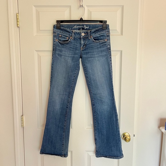 American Eagle Outfitters Denim - American Eagle Favorite Boyfriend jeans low rise boot vtg Women Size 2